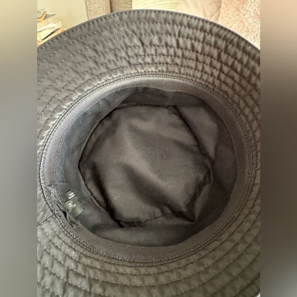 Prada technical nylon linea rossa bucket hat - Picture 6 of 9